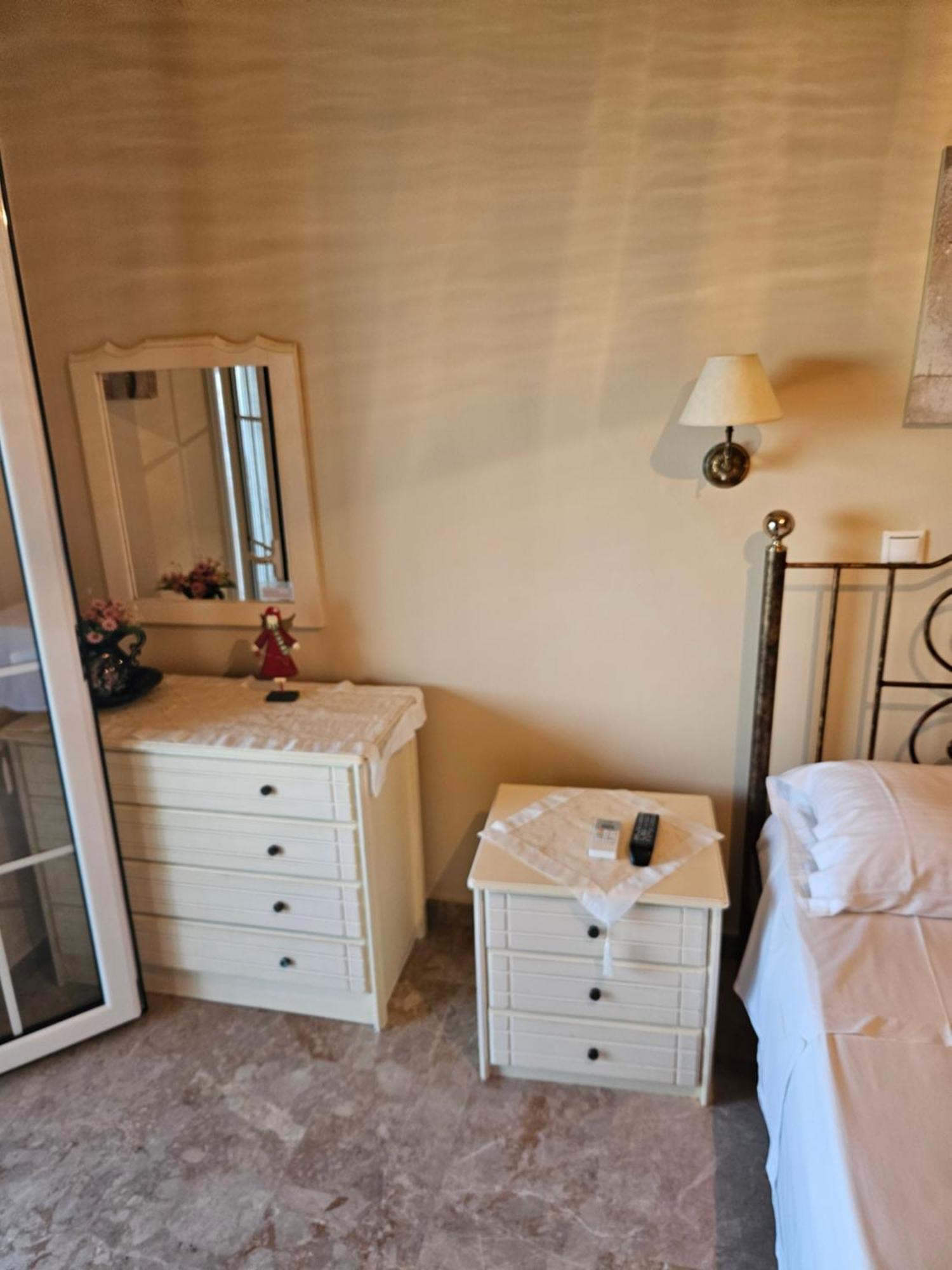 Fiore Hill Sea View Studios Василікос Екстер'єр фото